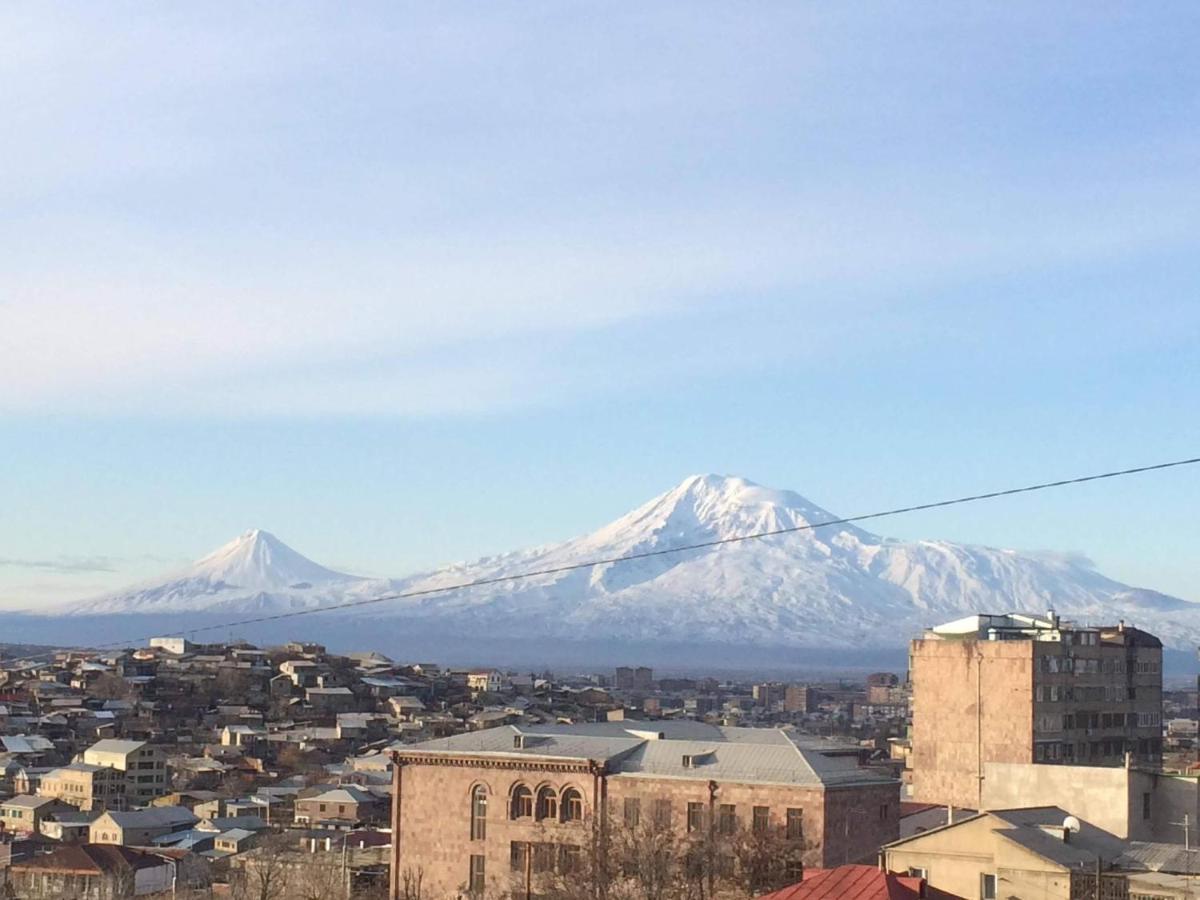 Goodhouse Apartment Yerevan Exterior photo